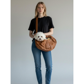 Su Geçirmez Suni Deri Köpek Taşıma Çantası – Emniyet Kemerli