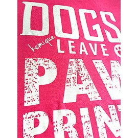 Dogs Leave Paw Prints On Your Heart Pembe Tişört