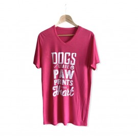 Hayvansever Tişört Dogs Leave Paw Prints in Your Heart Pembe