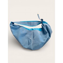 Pastel Mavi Güderi Dokulu Köpek Taşıma Çantası – Emniyet Kemerli