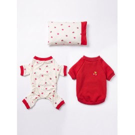 Tatlı Çilek Köpek Rüyası | Pamuklu Çilekli Köpek Tulumu, Kırmızı Sweatshirt ve Mini Yastık | 3 Parça