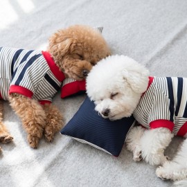 Yacht Club Marin Çizgili Köpek Uyku Takımı | Lacivert Kırmızı Pamuklu Köpek Tulumu ve Mini Yastık | Küçük Irklar İçin